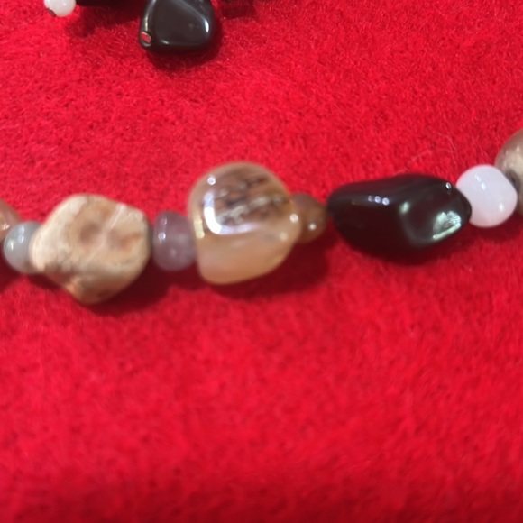 Jewelry - Picture 4 of 6